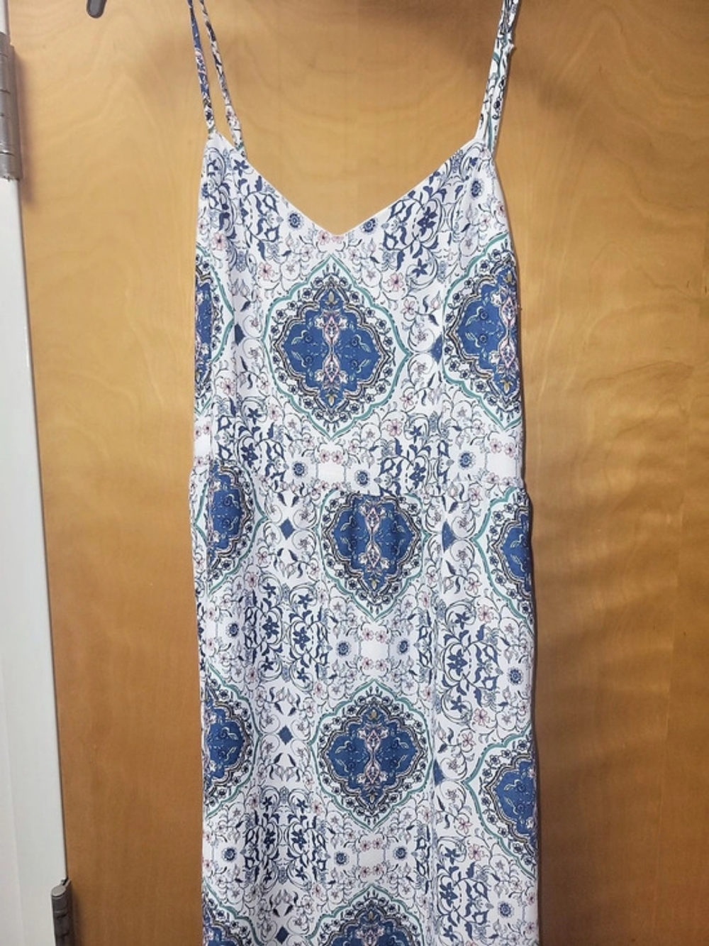 Laundry by Shelli Segal Paisley Maxi Dress in Blue & White Size M Like New